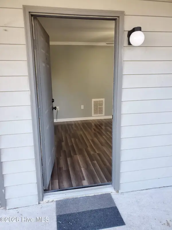 3309 Bridges Street #C 14, Morehead City, NC 28557