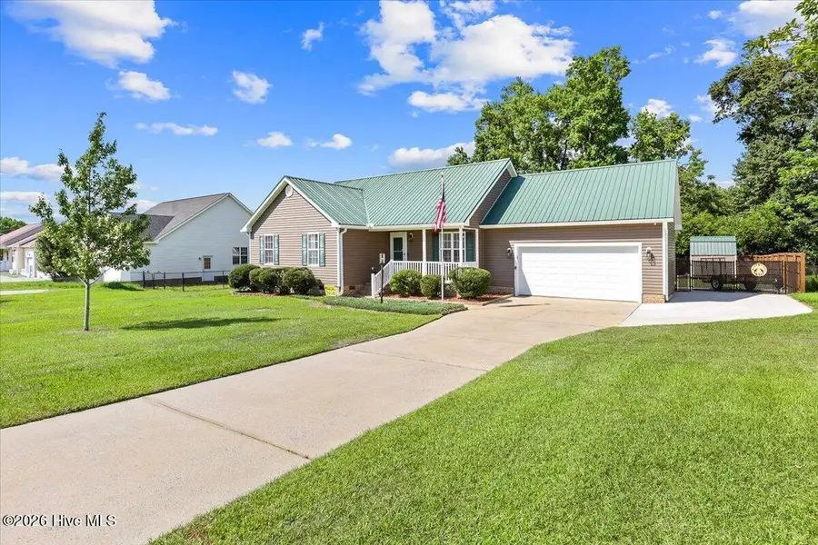 211 Sunridge Lane, Pikeville, NC 27863 - #2