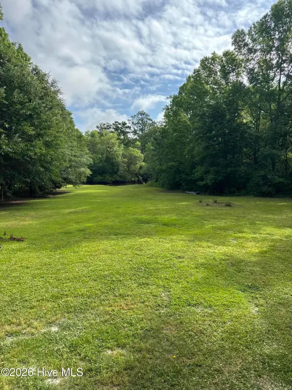 196 Pattie Lane, Maysville, NC 28555