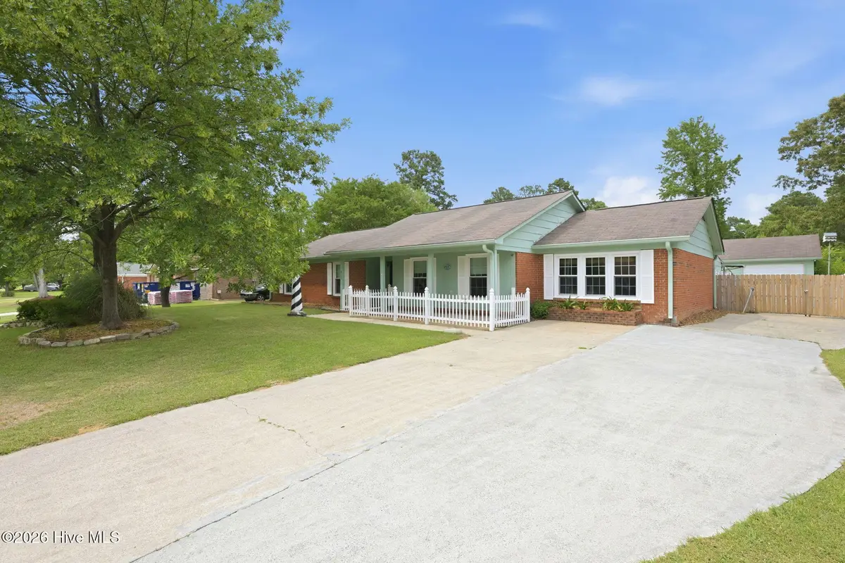 913 Colony Drive, New Bern, NC 28562 - #1