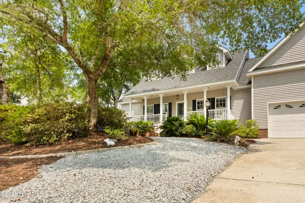 102 SW 22nd Street, Oak Island, NC 28465