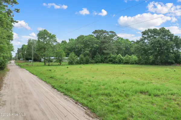 2262 Gordon Lane Sw, Supply, NC 28462