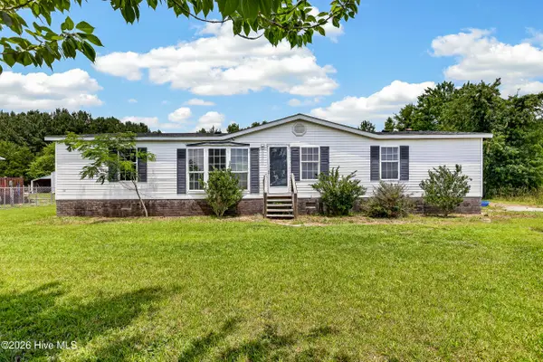 2676 White Oak River Road, Maysville, NC 28555
