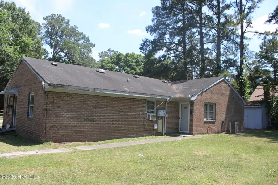 305 E Richard Street, Ahoskie, NC 27910 - #3