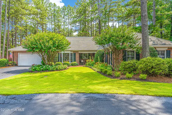 36 Courtney Place, Southern Pines, NC 28387