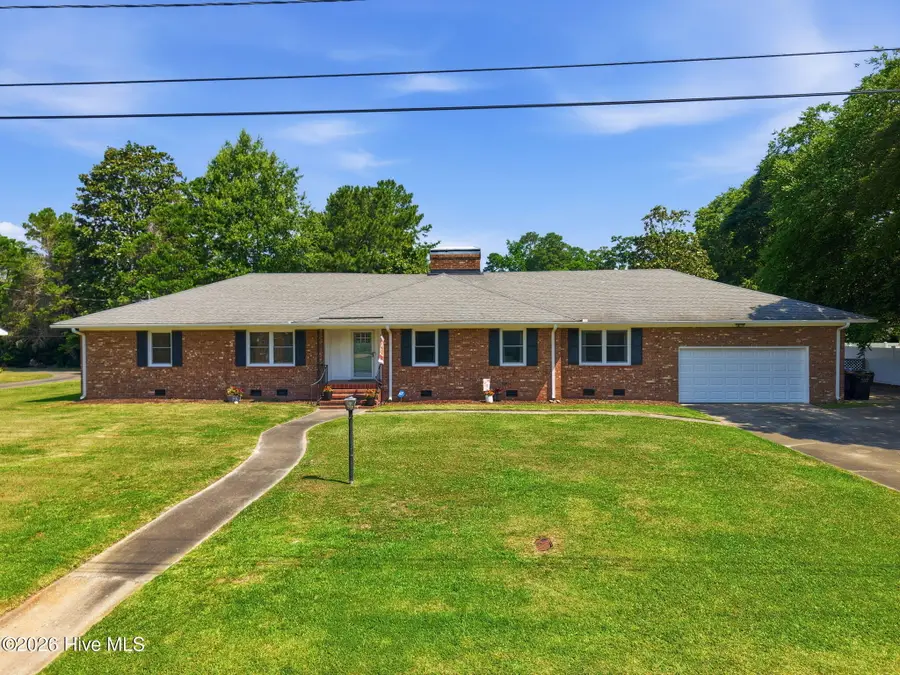 1903 Hampton Road, Kinston, NC 28504 - #2