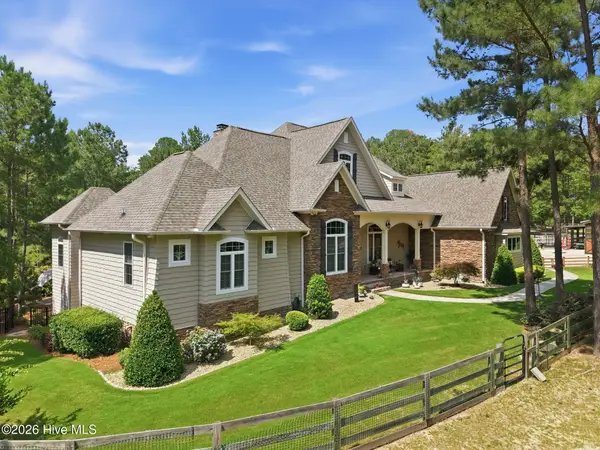 164 Saddle Ridge, West End, NC 27376