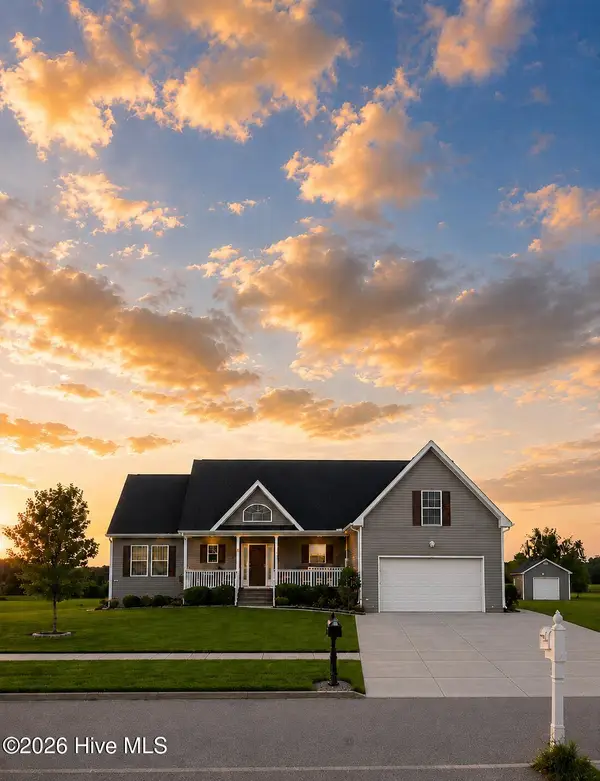 108 Holly Ridge Drive, Moyock, NC 27958