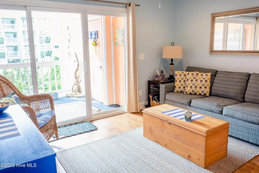 1615 Carolina Beach Avenue N #Apt E5, Carolina Beach, NC 28428 - #3