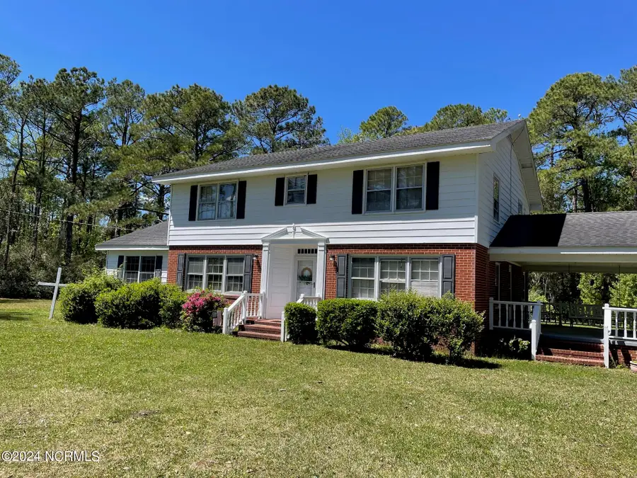 152 W Bayshore Drive, Cedar Island, NC 28520 - #2