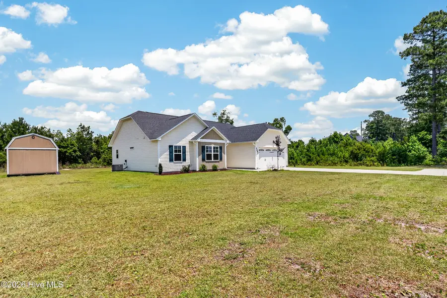 4045 Hunters Trail, Jacksonville, NC 28546 - #2