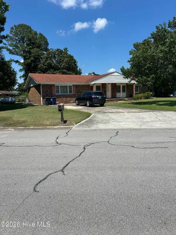 700 Oakwood Avenue, Jacksonville, NC 28546