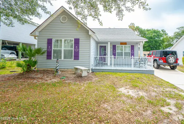 130 NE 11th Street, Oak Island, NC 28465