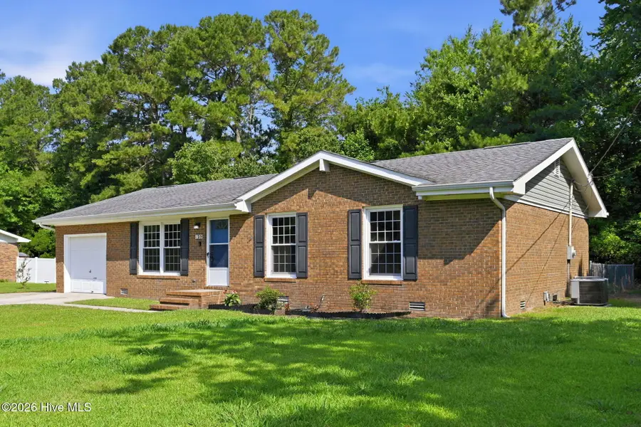 105 Vandergrift Drive, Jacksonville, NC 28540 - #2