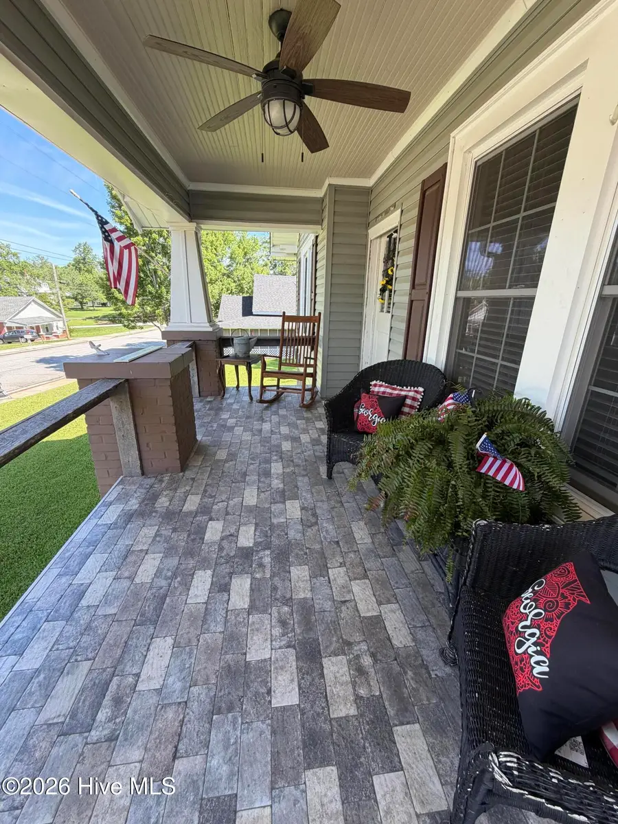 212 N Peachtree Street, Lincolnton, GA 30817 - #3