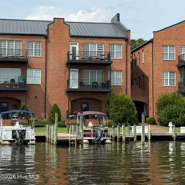 421 W Main Street #201, Washington, NC 27889