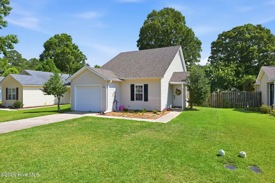 3714 Elizabeth Avenue, New Bern, NC 28562 - #3