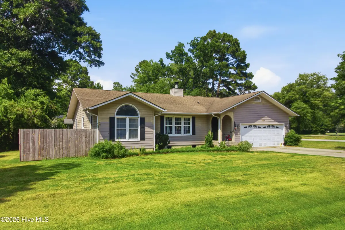 804 Plantation Drive, New Bern, NC 28562 - #1