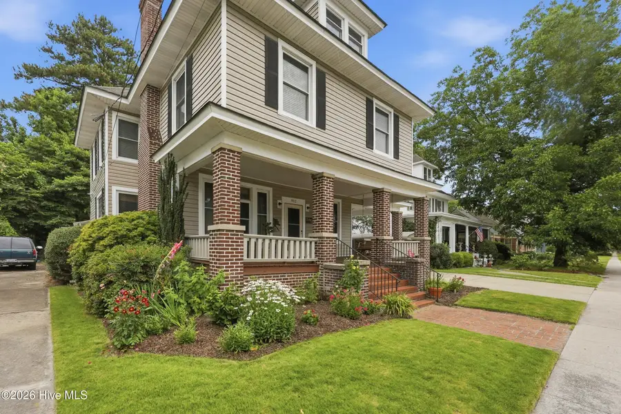 912 W Church Street, Elizabeth City, NC 27909 - #2