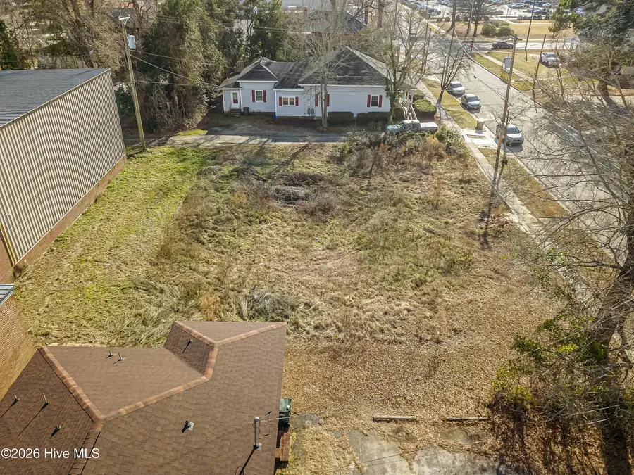 308 Everett Street, Laurinburg, NC 28352 - #2