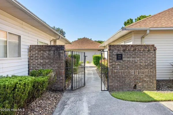 1002 Summerlin Falls Court, Wilmington, NC 28412