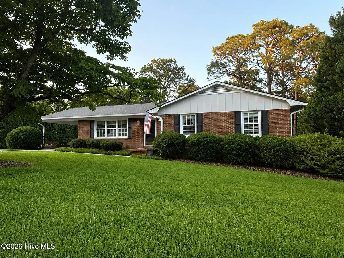 402 Stacy Avenue, Hamlet, NC 28345 - #1