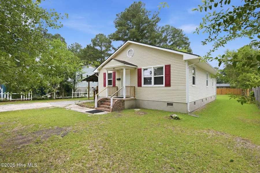 913 Fort Totten Drive, New Bern, NC 28560 - #2