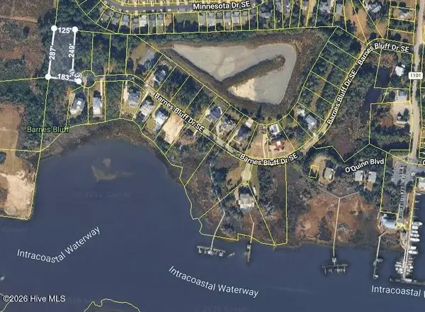 4002 Barnes Bluff Drive Se, Southport, NC 28461