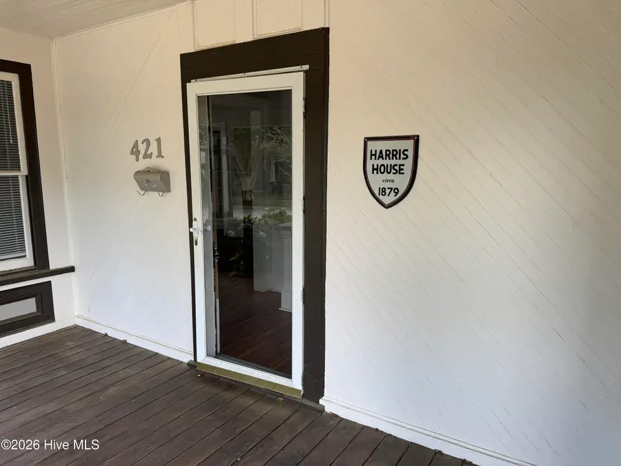 421 E 2nd Street, Washington, NC 27889 - #2