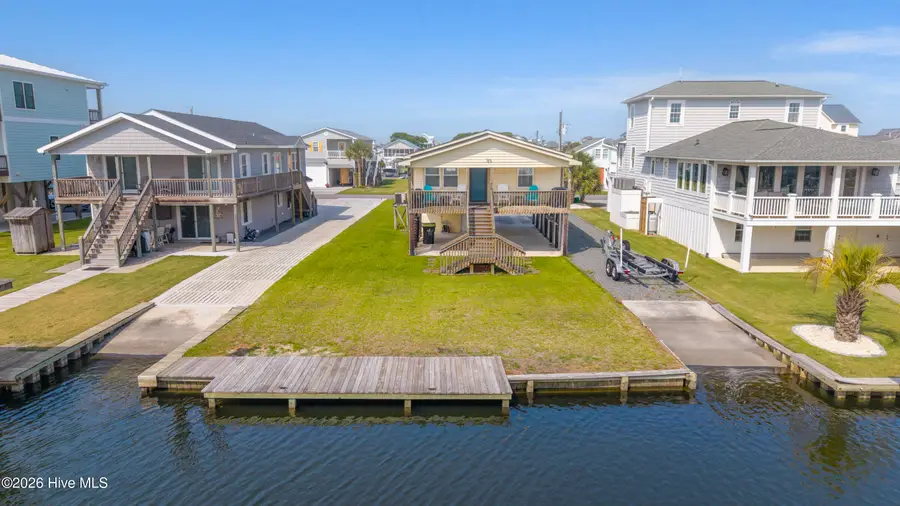 3031 3rd Street, Surf City, NC 28445 - #3