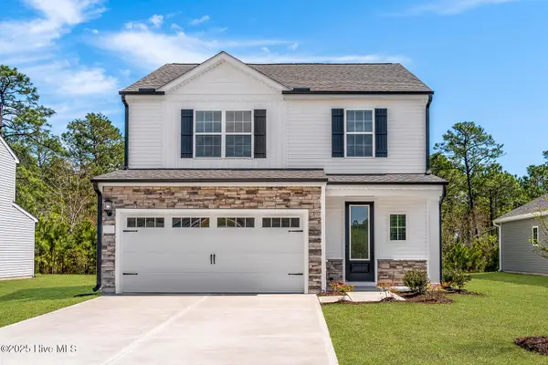 123 Umbrella Palm Drive, Hampstead, NC 28443