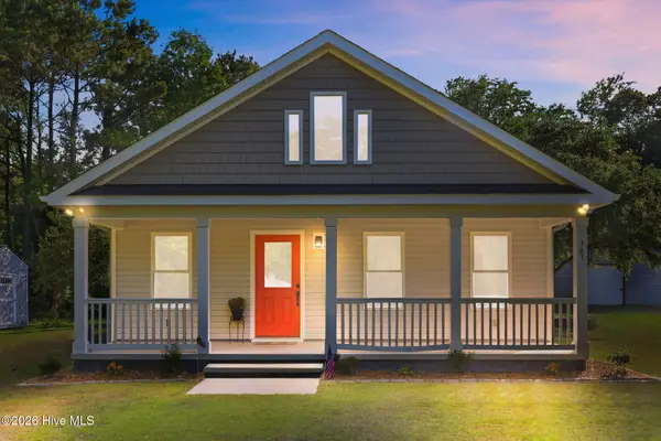 307 Pauline Court, Holly Ridge, NC 28445