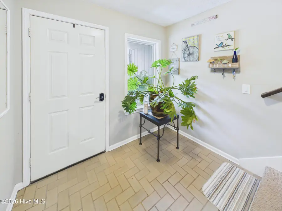 600 Linksider Drive #Apt C6, Wilmington, NC 28412 - #2