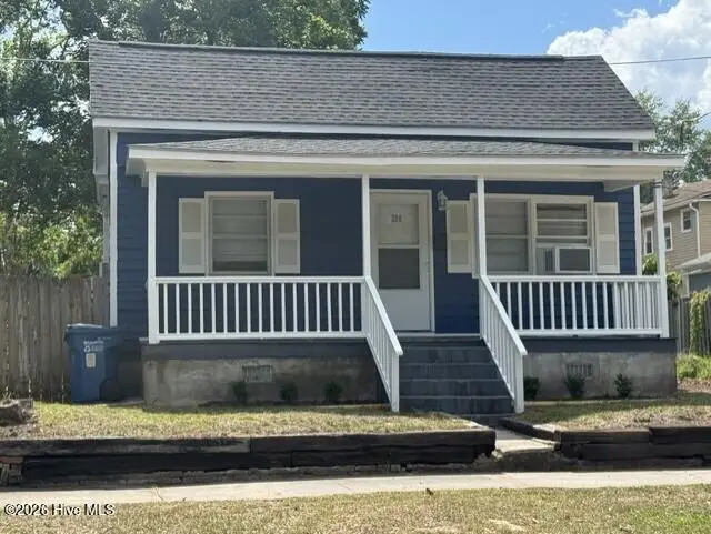208 S 9th Street, Wilmington, NC 28401 - #1