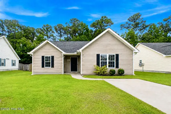 730 Oak Branches Close Se, Leland, NC 28451