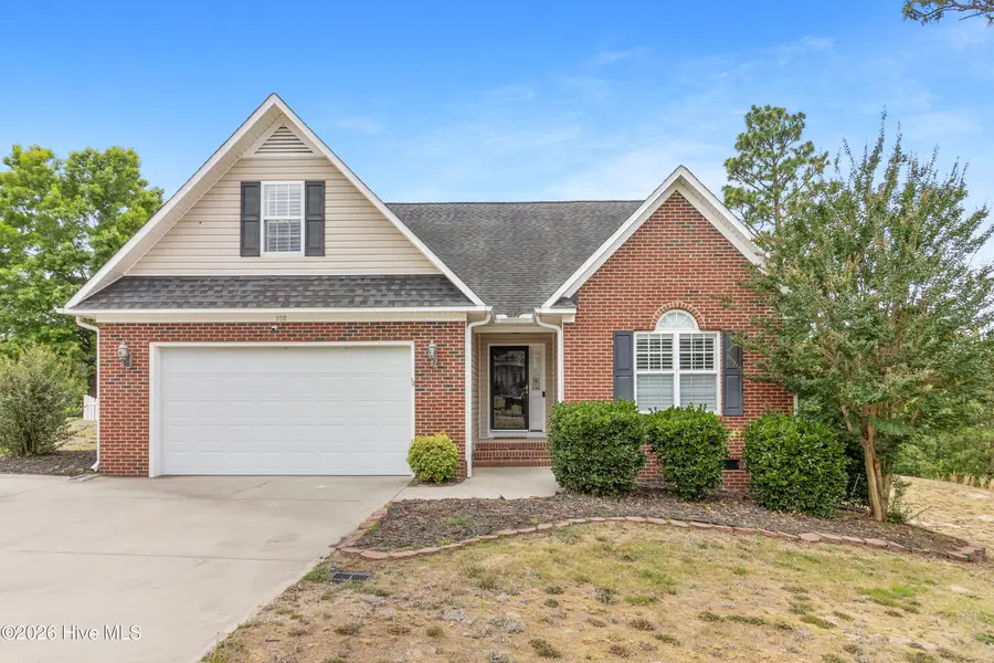 108 Camberly Lane, Aberdeen, NC 28315 - #2