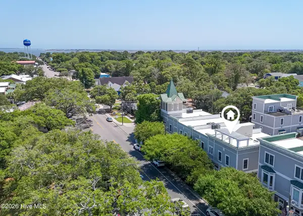 701 N Howe Street #8, Southport, NC 28461