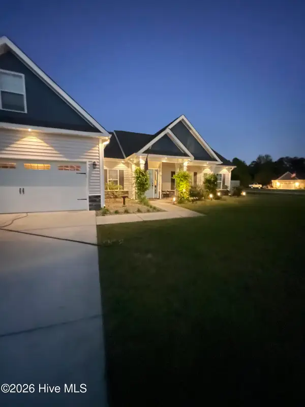 200 Albacore Court, Hubert, NC 28539