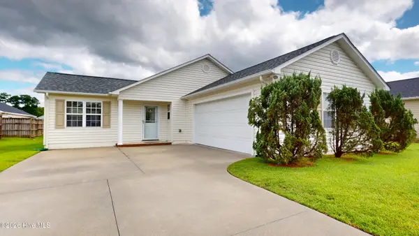 2011 Colony Plaza, Jacksonville, NC 28546