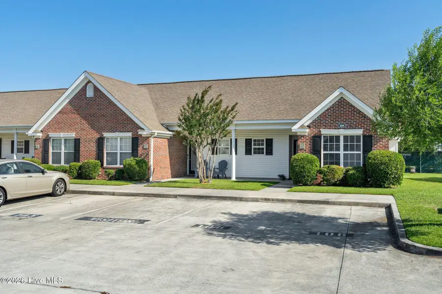 3011 Lauren Place Drive #Apt 106, Wilmington, NC 28405 - #3