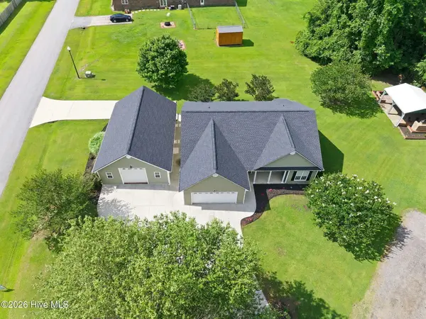 102 Spring Leaf Lane, Jacksonville, NC 28540