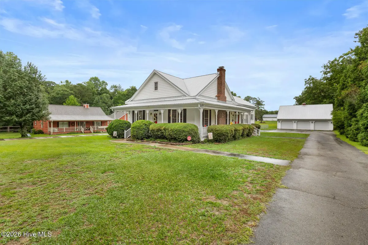 406 Bannermans Mill Road, Richlands, NC 28574 - #1