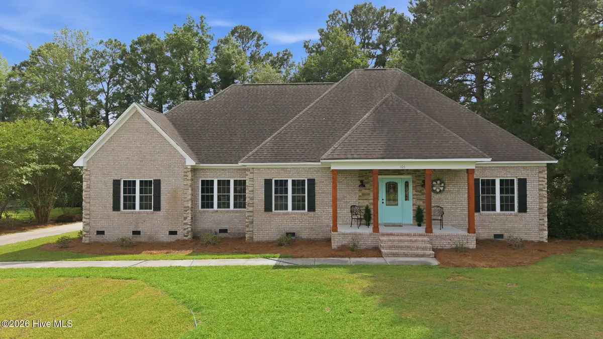 105 Circle Street, Washington, NC 27889 - #1