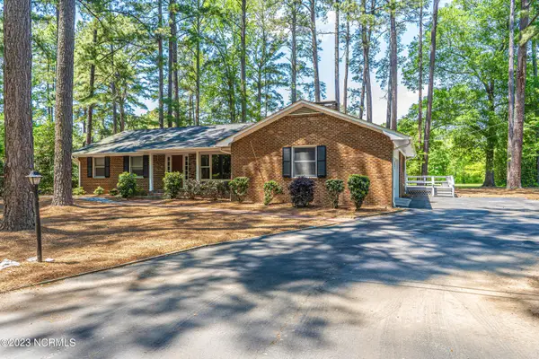 4 Fairway Lane, Whispering Pines, NC 28327