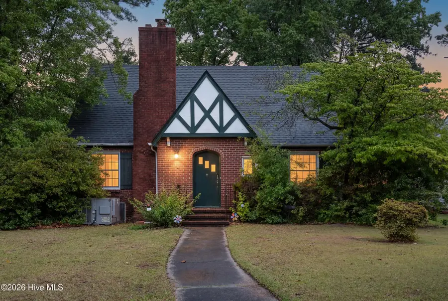 2401 E 4th Street, Greenville, NC 27858 - #2