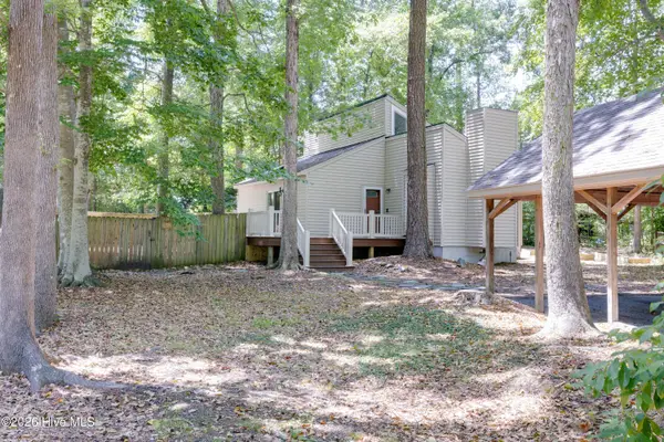 105 Tanglewood Drive, Greenville, NC 27858