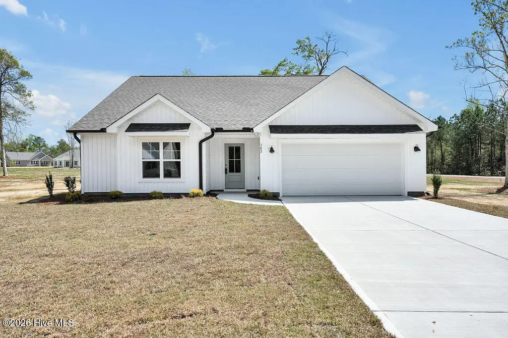 404 Alice Lane, Burgaw, NC 28425 - #1
