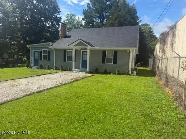 210 Renaldi Street, Elizabethtown, NC 28337