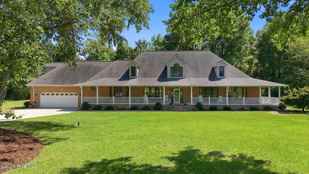 215 Edgebrook Drive, Pikeville, NC 27863 - #1