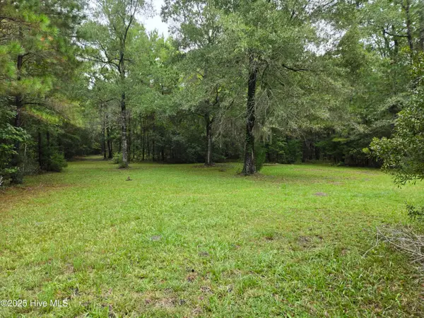 220 4h Road, Beaufort, NC 28516